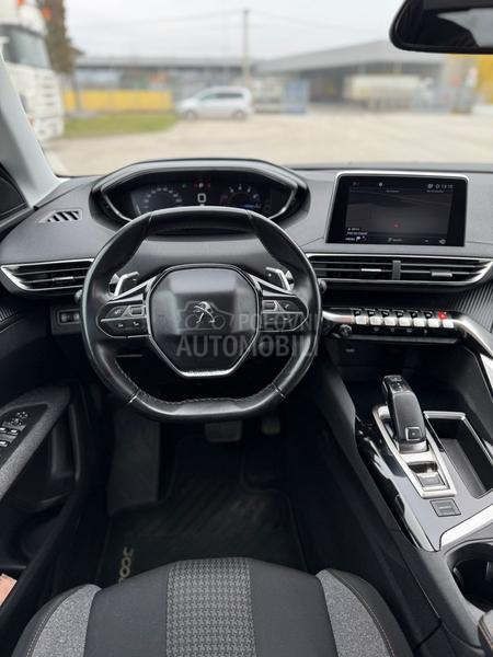Peugeot 3008 1.2