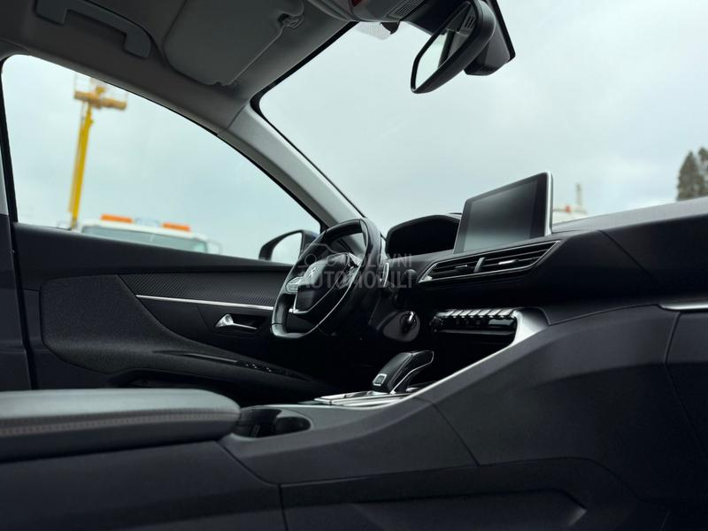 Peugeot 3008 1.2