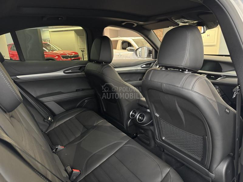 Alfa Romeo Stelvio 2.0 280 VELOCE