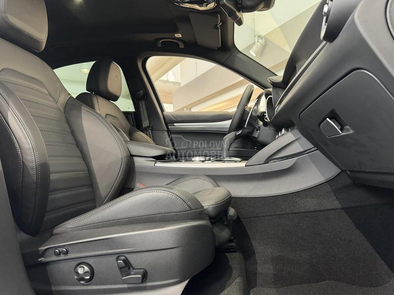 Alfa Romeo Stelvio 2.0 280 VELOCE