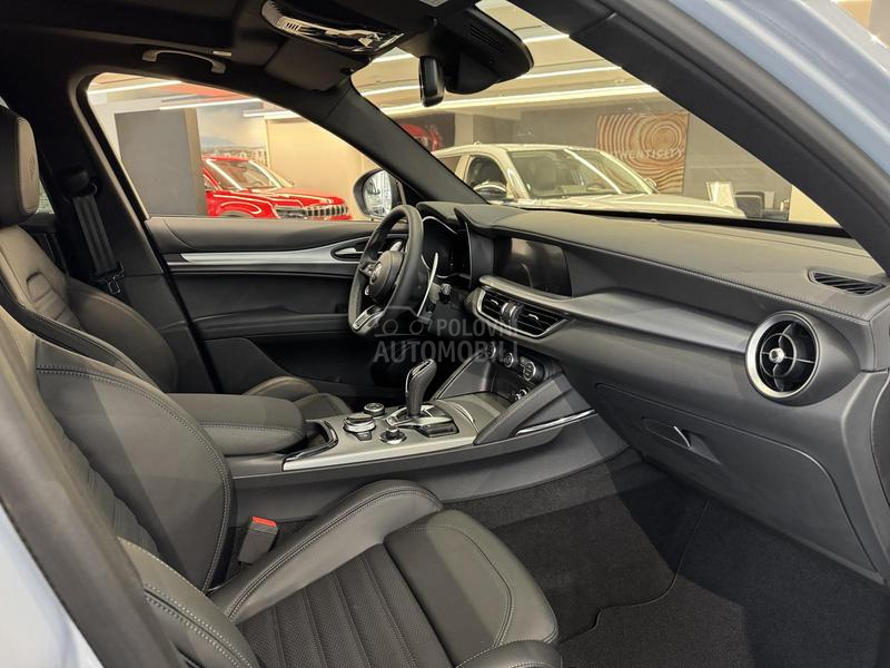 Alfa Romeo Stelvio 2.0 280 VELOCE