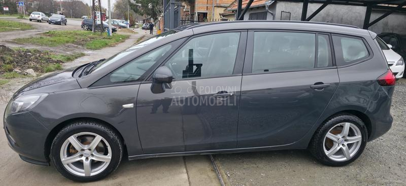 Opel Zafira 1.4 B N.A.V.I