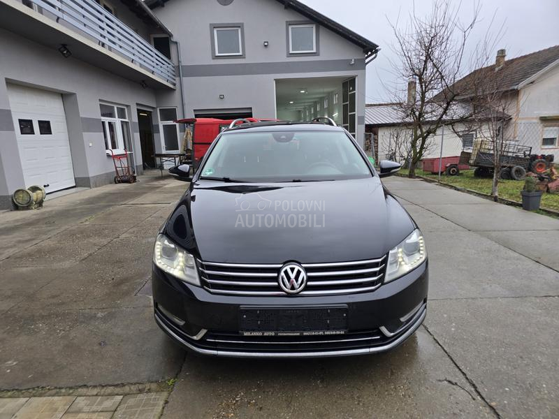 Volkswagen Passat B7 2.0TDI//DSG/PAN/XEN