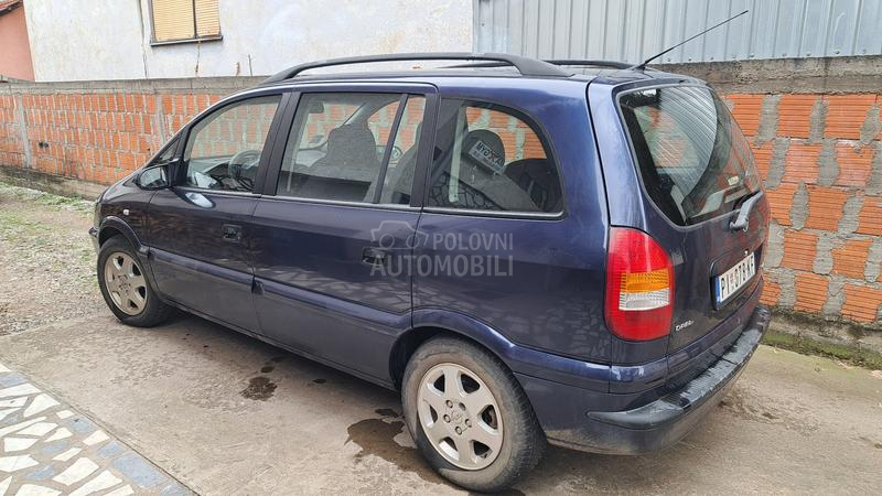 Opel Zafira 