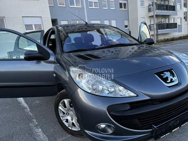 Peugeot 206 plus trend 72.000  NAV/
