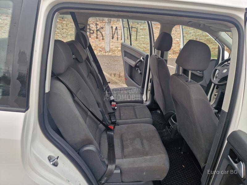 Volkswagen Touran A K C I J A