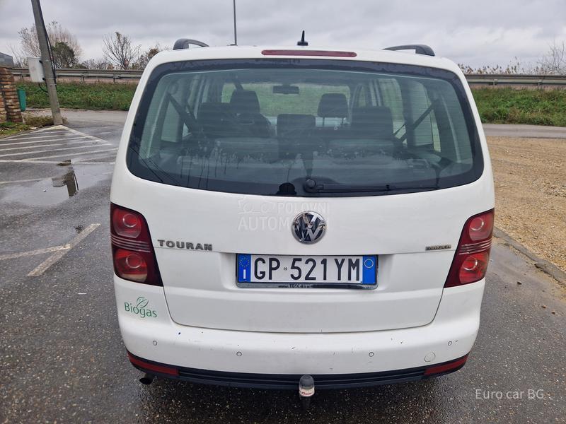 Volkswagen Touran A K C I J A