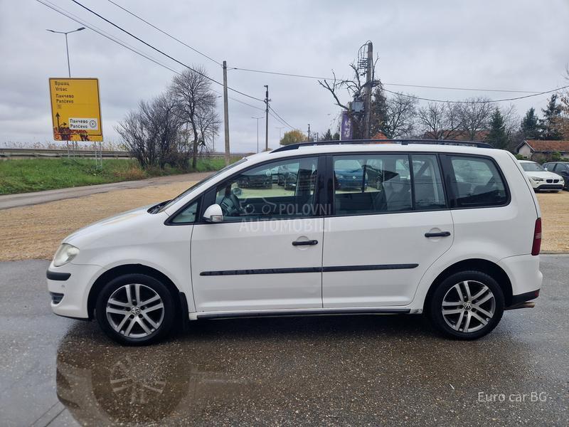 Volkswagen Touran A K C I J A