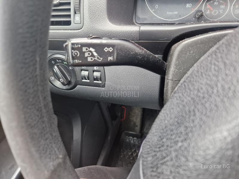 Volkswagen Touran A K C I J A