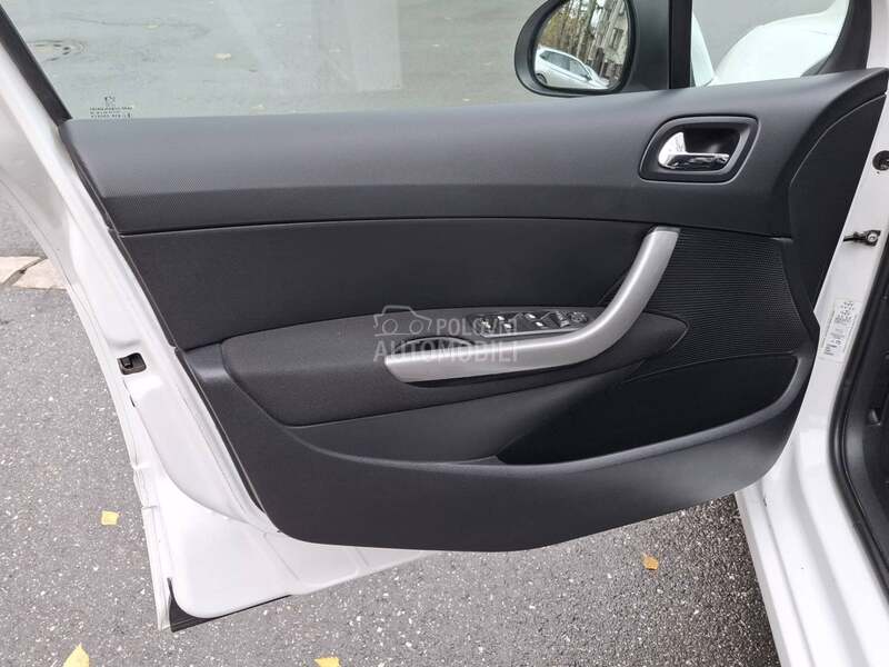 Peugeot 308 1.6eHDI SPORT NAV