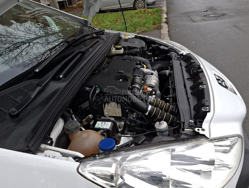 Peugeot 308 1.6eHDI SPORT NAV