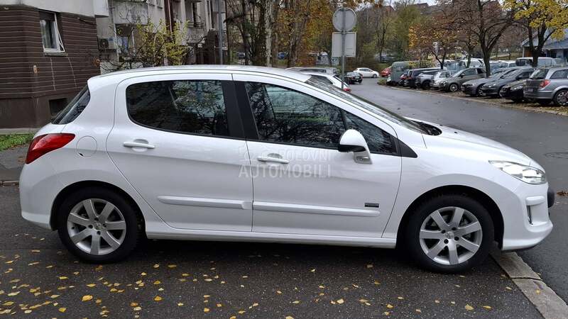 Peugeot 308 1.6eHDI SPORT NAV