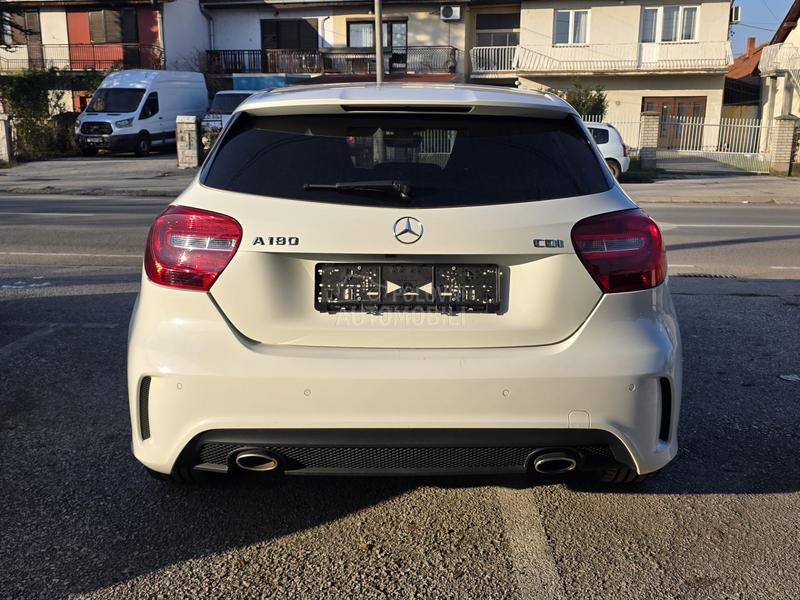 Mercedes Benz A 180 AMG line