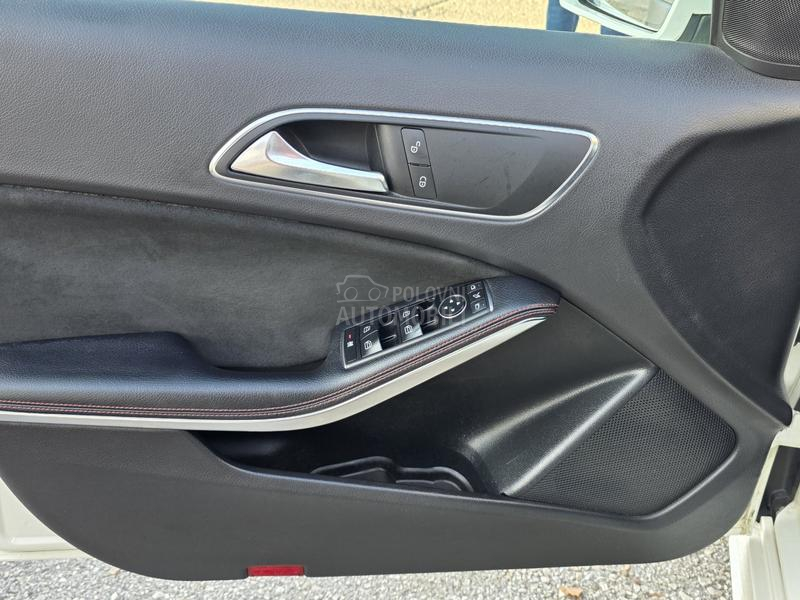 Mercedes Benz A 180 AMG line