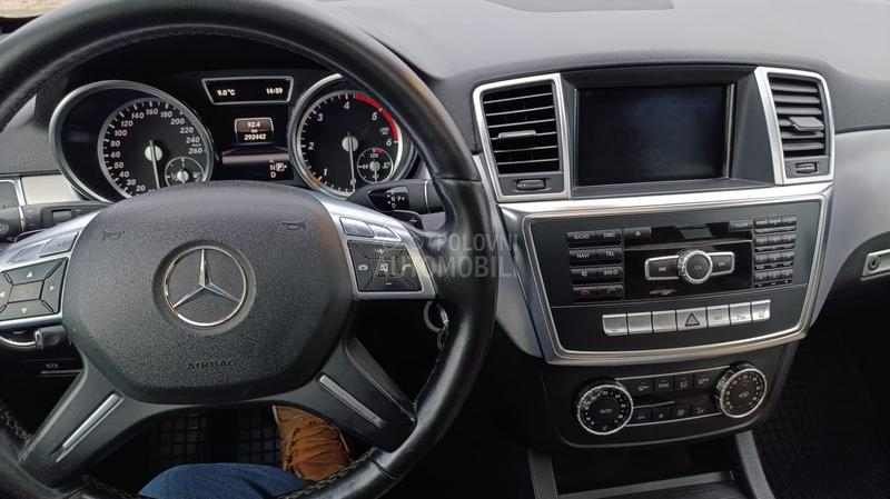 Mercedes Benz ML 350 258hp Airmatic 4x4