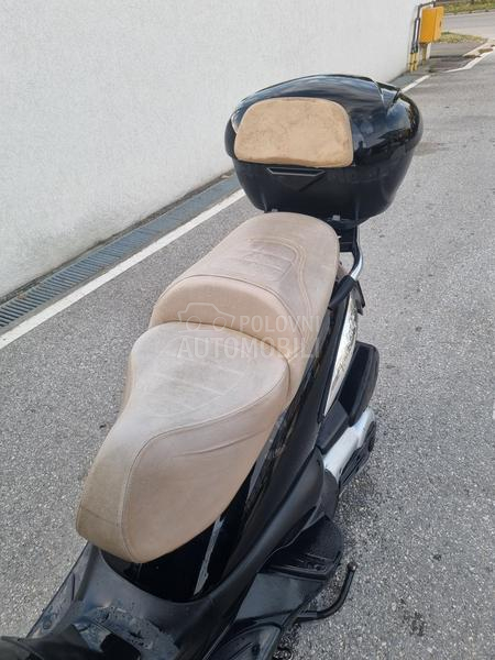 Piaggio beverly cruiser