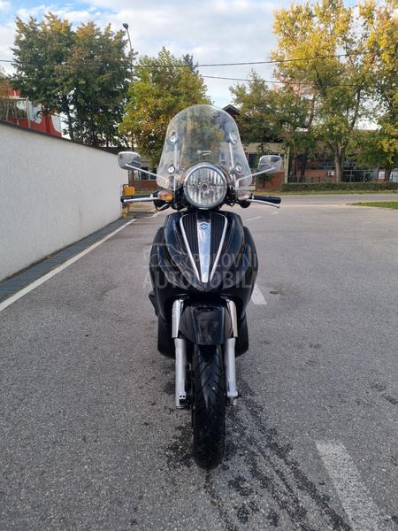 Piaggio beverly cruiser