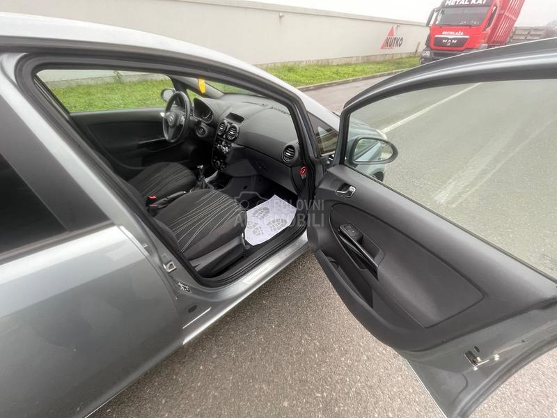 Opel Corsa D 1.3 HOLAND