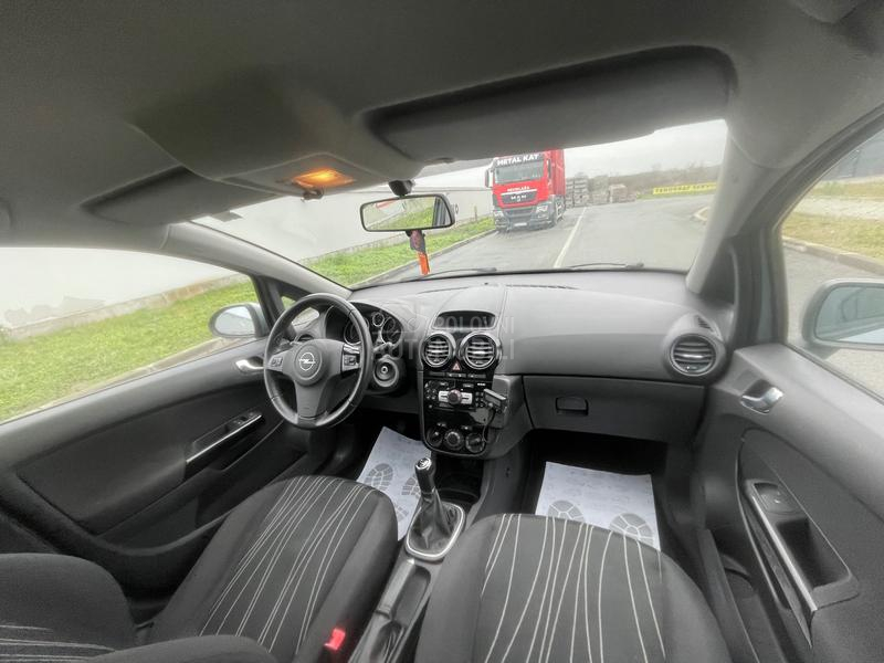 Opel Corsa D 1.3 HOLAND
