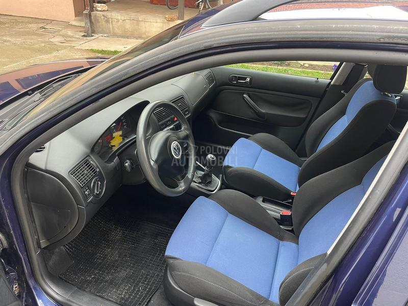 Volkswagen Golf 4 