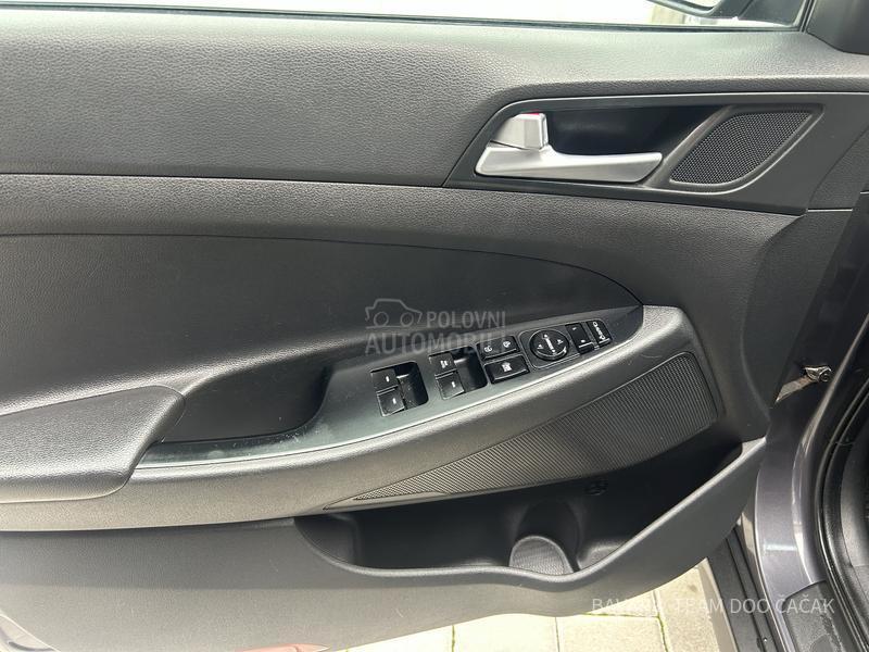 Hyundai Tucson 2.0D 4X4 FANTASTIČAN