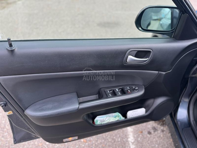 Honda Accord 2.2 CDI