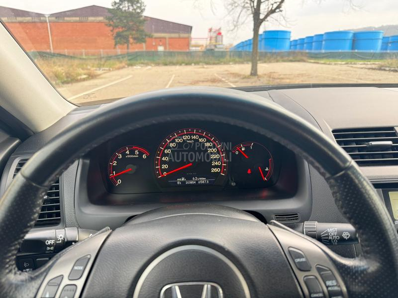 Honda Accord 2.2 CDI