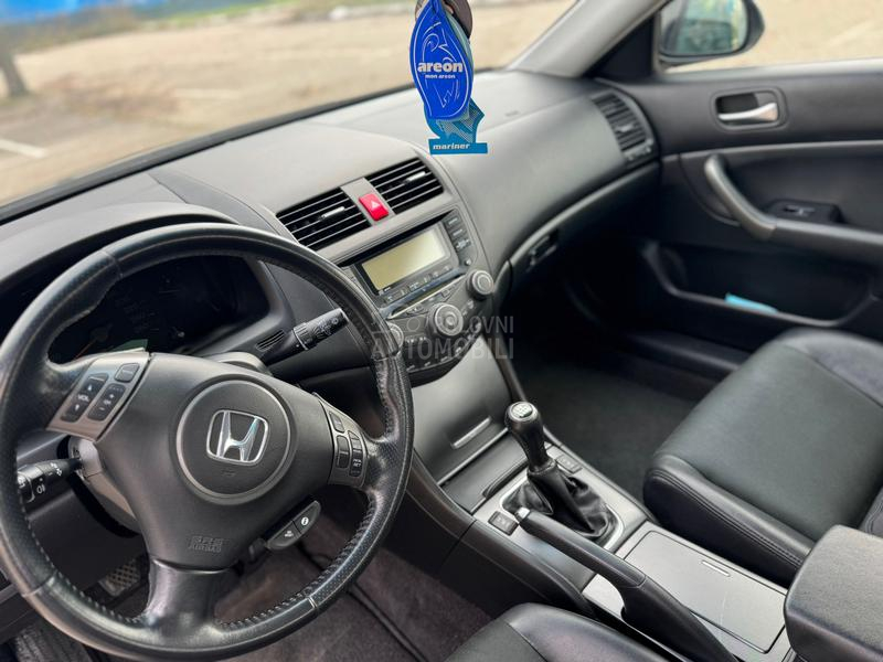 Honda Accord 2.2 CDI