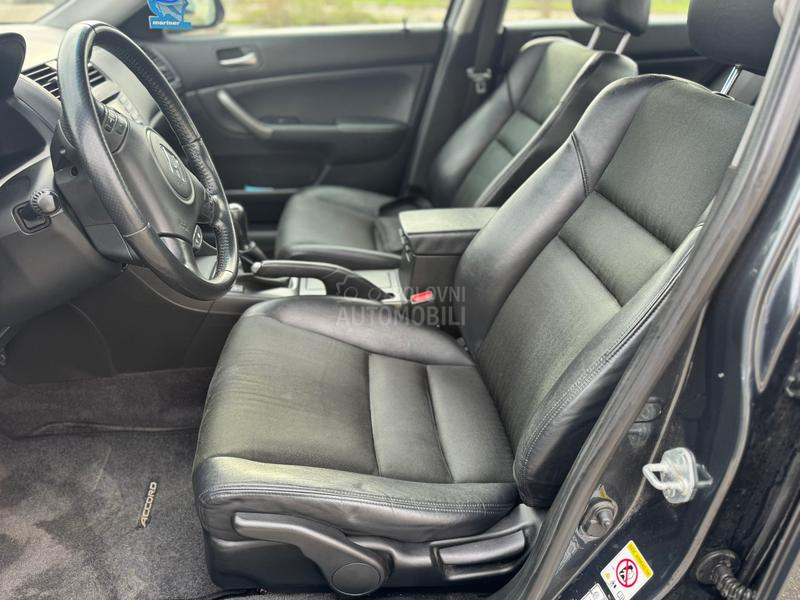 Honda Accord 2.2 CDI