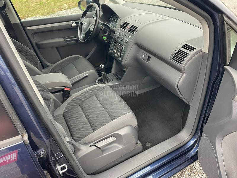 Volkswagen Touran 