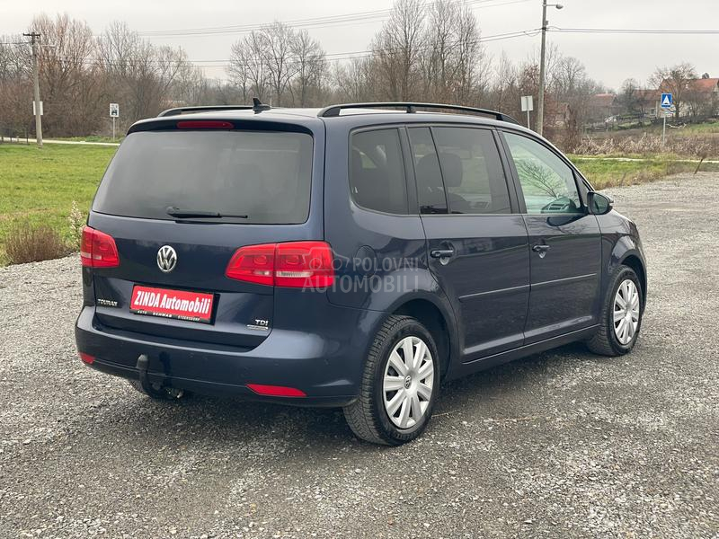 Volkswagen Touran 