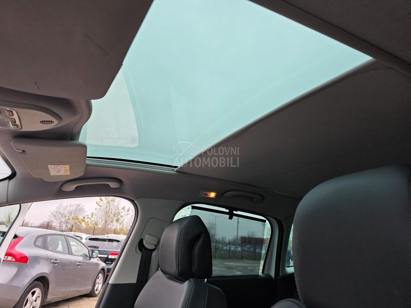 Peugeot 3008 2.0hdi ALLUR/PANLED