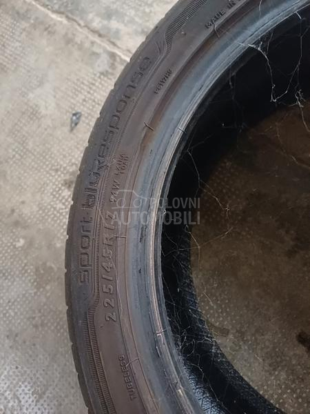 Dunlop 225/45 R17 Letnja