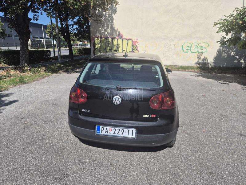 Volkswagen Golf 5 2.0 tdi