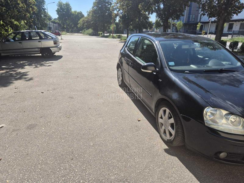 Volkswagen Golf 5 2.0 tdi