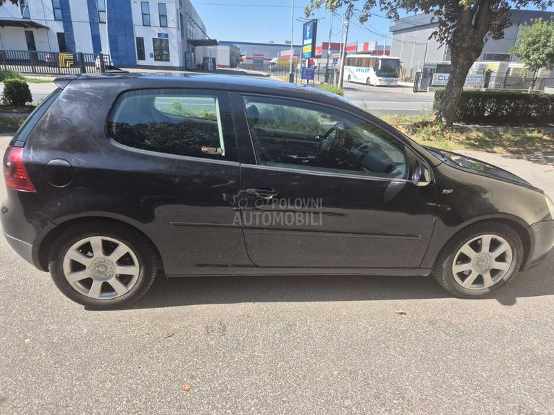 Volkswagen Golf 5 2.0 tdi