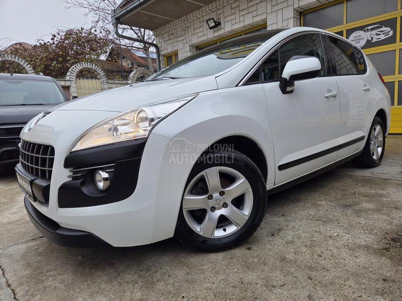 Peugeot 3008 1.6HDI/NAV/PANO/