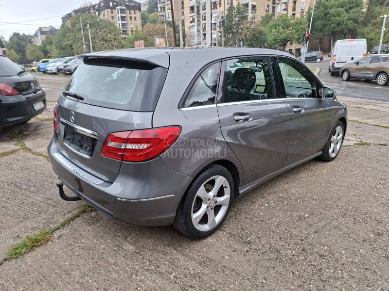 Mercedes Benz B 200 1,6 b
