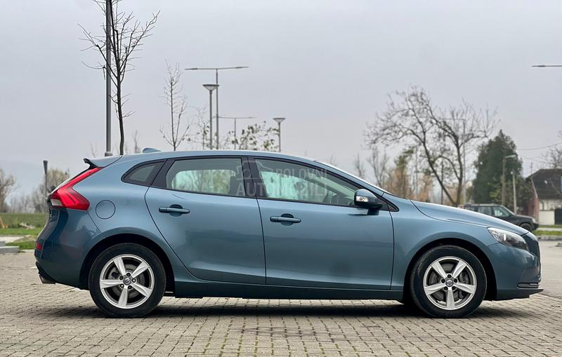 Volvo V40 D3