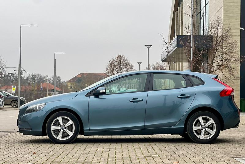 Volvo V40 D3