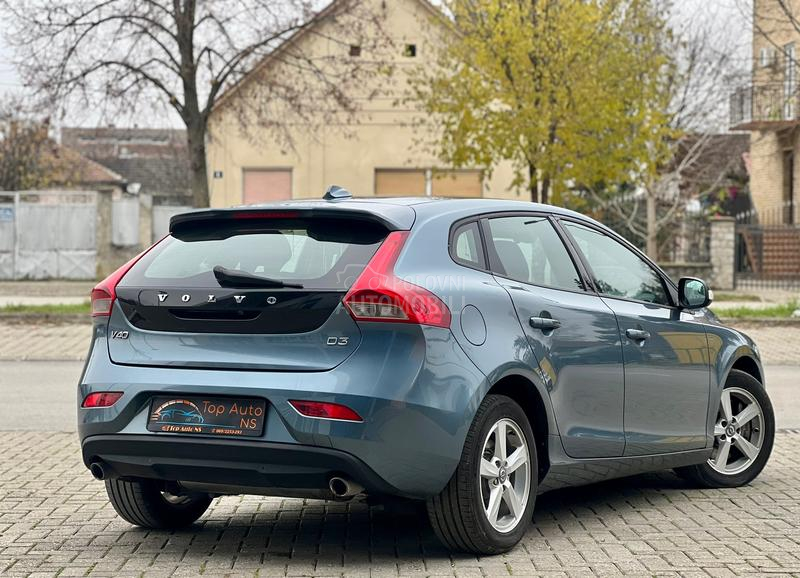 Volvo V40 D3