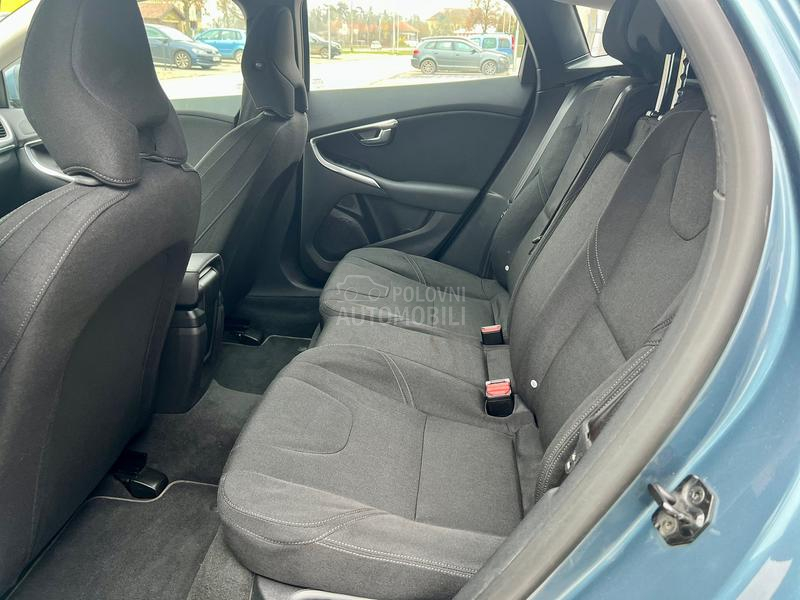Volvo V40 D3