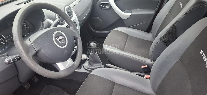 Dacia Stepway 1.6 i