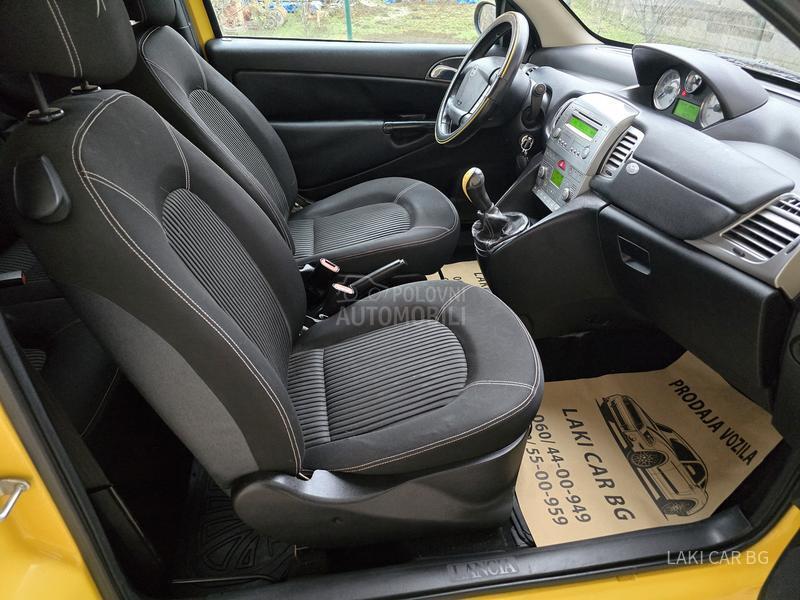 Lancia Ypsilon MOMO DESIGN 1.3 MJET