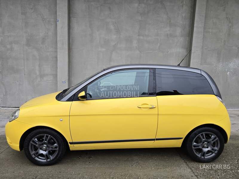 Lancia Ypsilon MOMO DESIGN 1.3 MJET