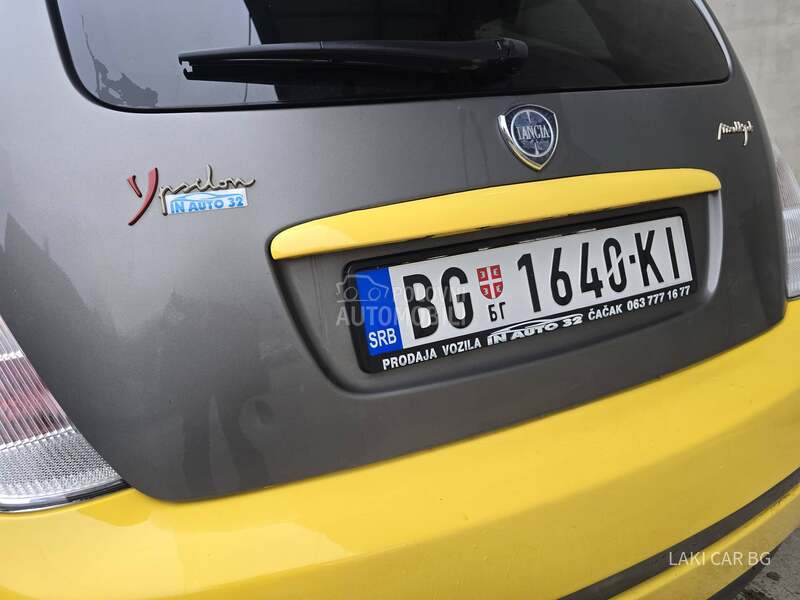Lancia Ypsilon MOMO DESIGN 1.3 MJET