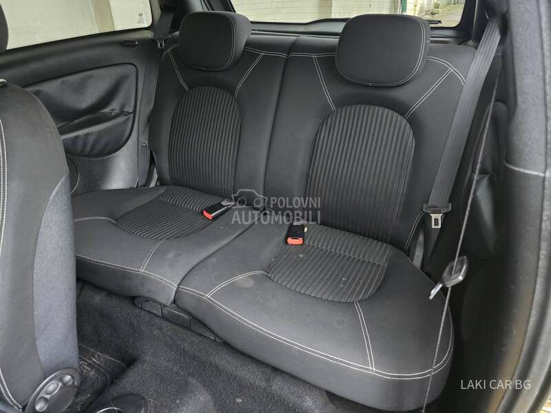 Lancia Ypsilon MOMO DESIGN 1.3 MJET