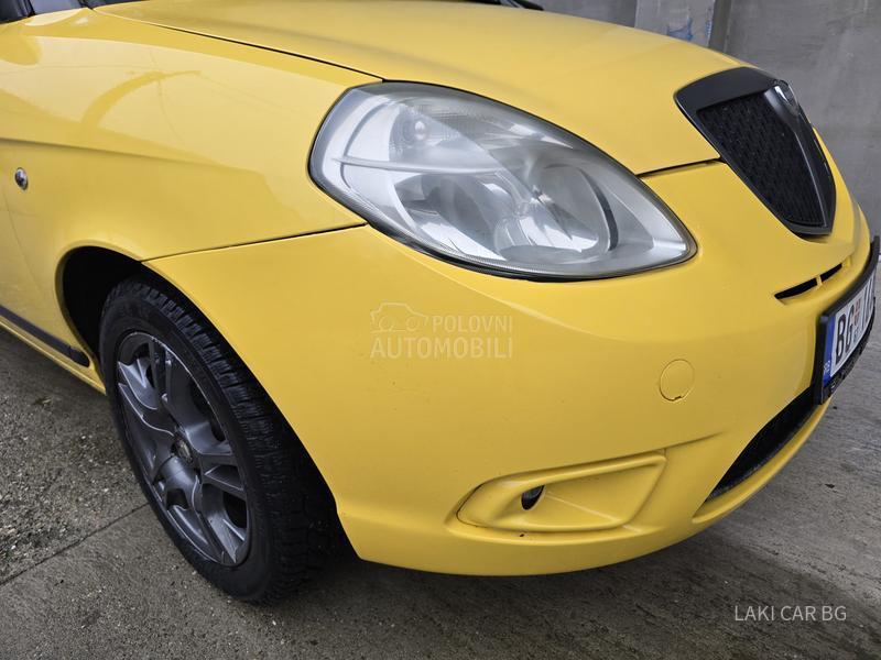 Lancia Ypsilon MOMO DESIGN 1.3 MJET