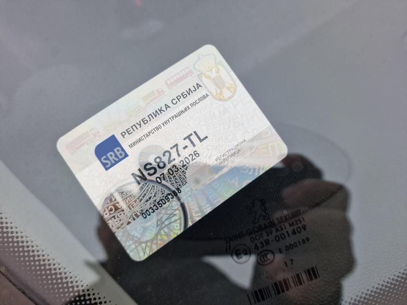 Peugeot 308 1.6 e-hdi sw