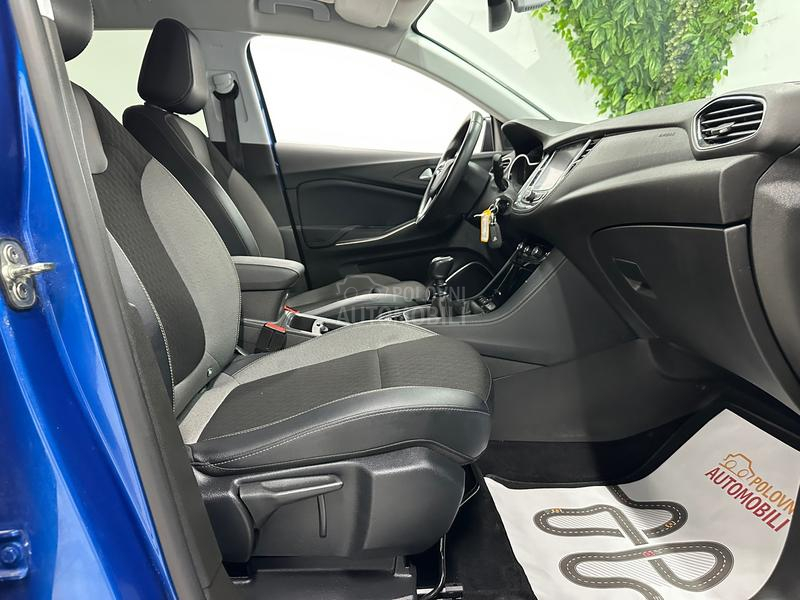 Opel Grandland X 1.2 INNOVATION